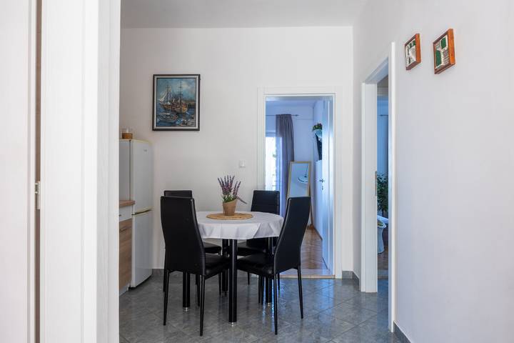 Ferienwohnung für 5 Personen, mit Terrasse in Baska Voda - 3