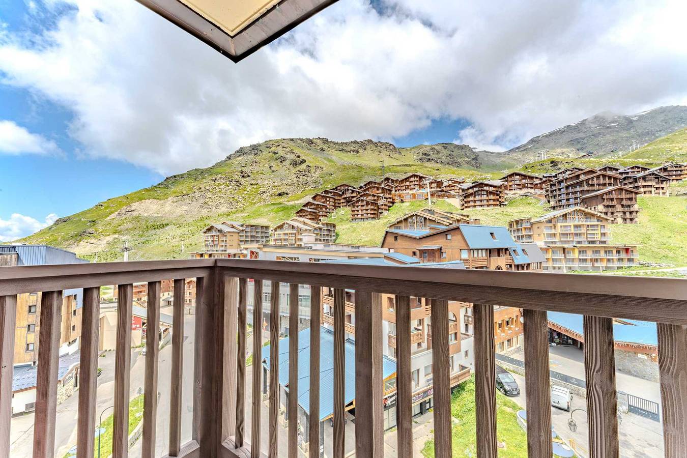 Entire apartment, Resort Access w/ Ski-In/Out Flat in Val Thorens, Les Trois Vallées