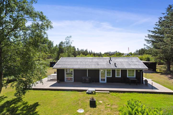Ferienhaus für 6 Personen, mit Terrasse, mit Haustier in Bratten