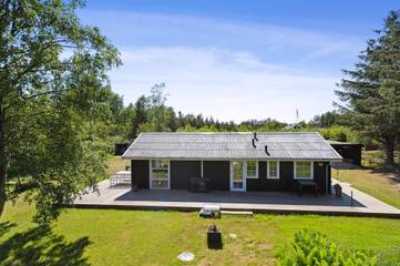 Ferienhaus für 6 Personen, mit Terrasse, mit Haustier in Bratten