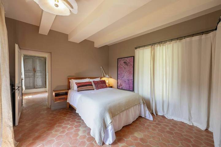Location de vacances pour 10 personnes, avec jardin et piscine à Castellar - 3