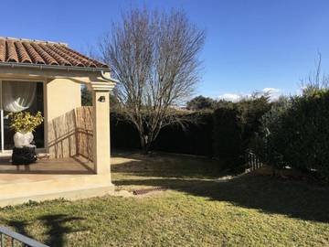 Gîte pour 6 personnes, avec terrasse et jardin à Saint-Nazaire (Gard)
