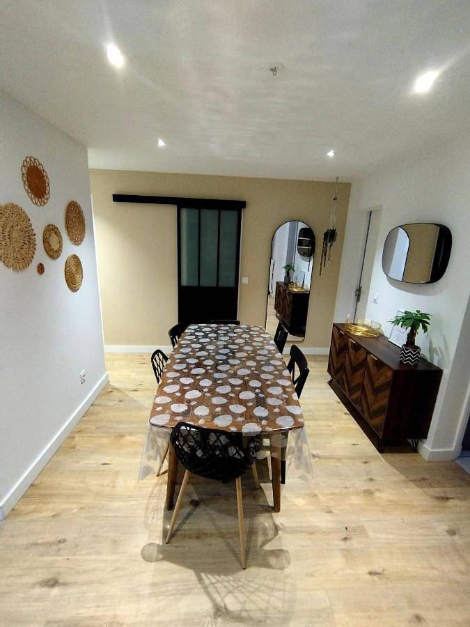 Gîte pour 5 personnes, avec jardin dans Miomo - 3