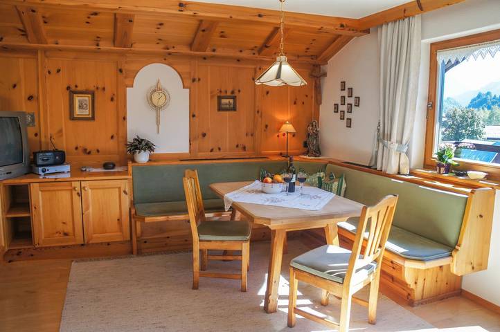 Ganze Ferienwohnung, 5-Personenwohnung in Loferer und Leoganger Steinberge, Fieberbrunn