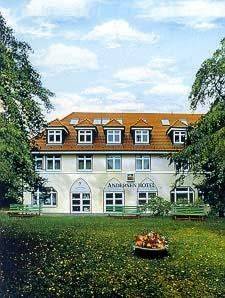 Hôtel pour 3 personnes, avec terrasse, animaux acceptés à Birkenwerder - 2