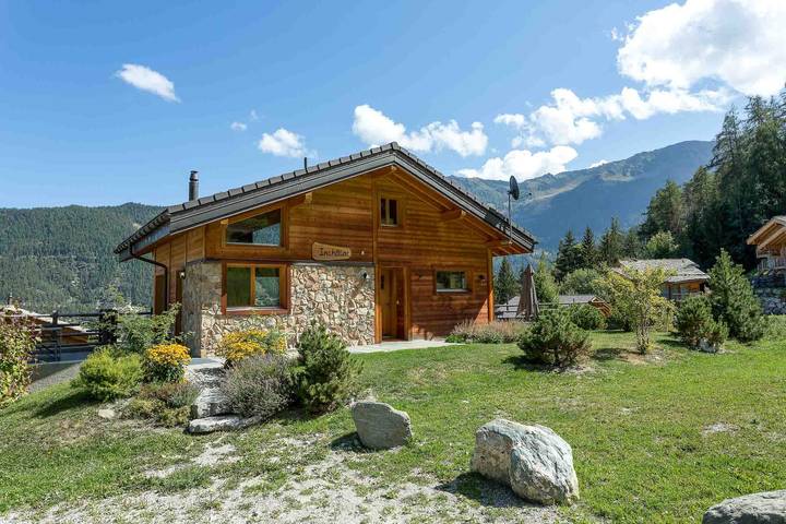Chalet für 8 Personen, mit Terrasse im Wallis