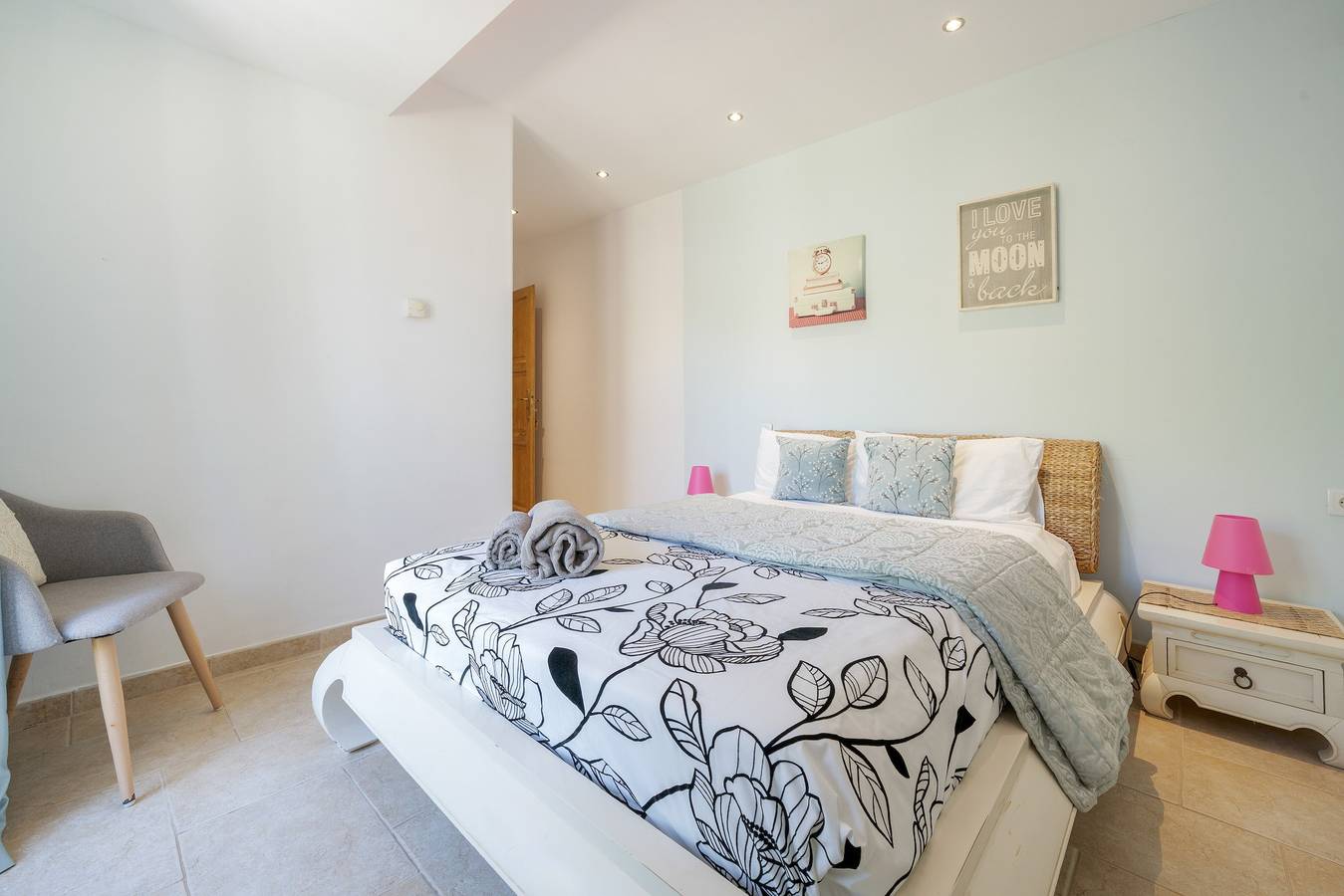 Camera 'Saville Suite' con piscina condivisa, giardino condiviso e Wi-Fi in Almancil, Distretto di Faro
