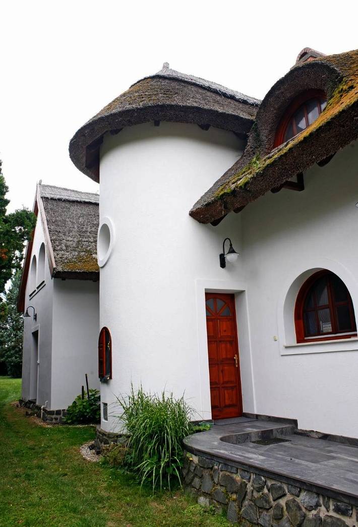 Location de vacances pour 8 personnes, avec vue et jardin, adapté aux familles à Szigliget - 3