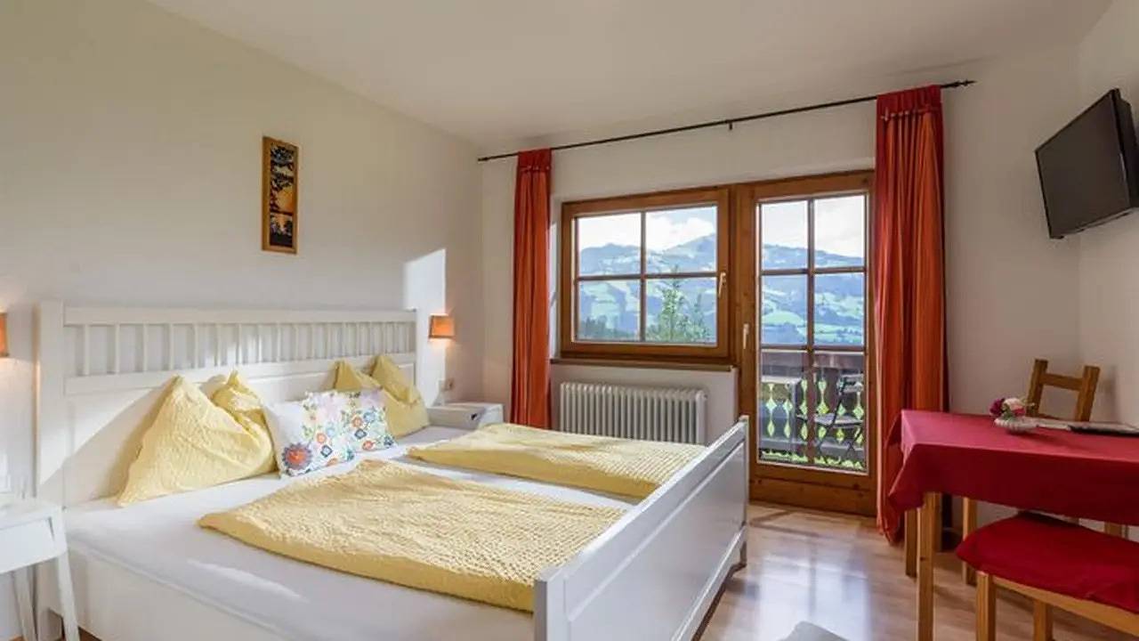 Doppelzimmer für 2 Personen (20 m²) in Hopfgarten im Brixental in Hopfgarten im Brixental, Kaisergebirge