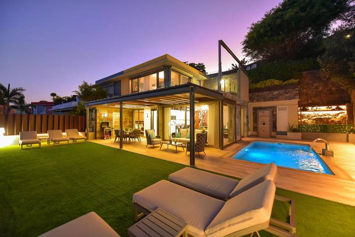 Chalet para 10 personas, con Terraza además de Jardín y Piscina en Gran Canaria Sur