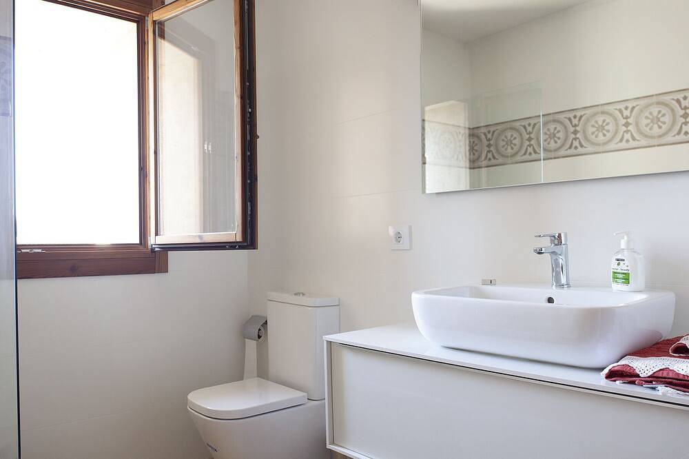 Casa familiar tradicional totalmente reformada con piscina en Pórtol in Portol, Marrachí