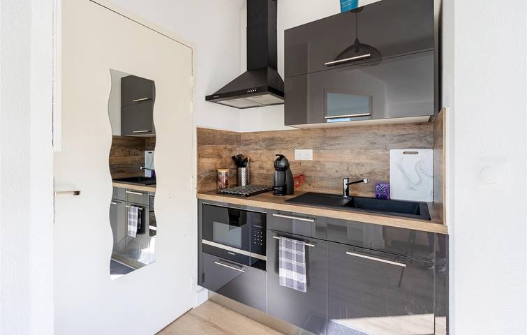 Appartement de vacances entier, Une escapade au bord de la mer avec des équipements modernes in La Capte, Hyeres
