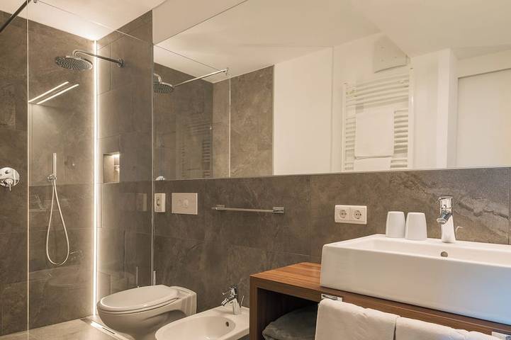 Ferienwohnung für 4 Personen, mit Balkon und Garten sowie Sauna im Dorf Tirol - 4