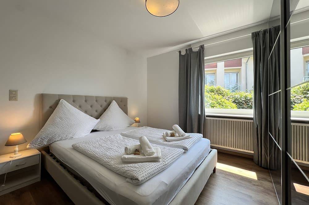 Ferienwohnung Wellnesshütte mit Whirlpool - Überlingen-Nußdorf in Überlingen, Region Bodensee-Oberschwaben
