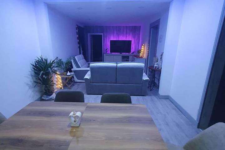 Location de vacances pour 10 personnes, avec Jacuzzi à Longvic