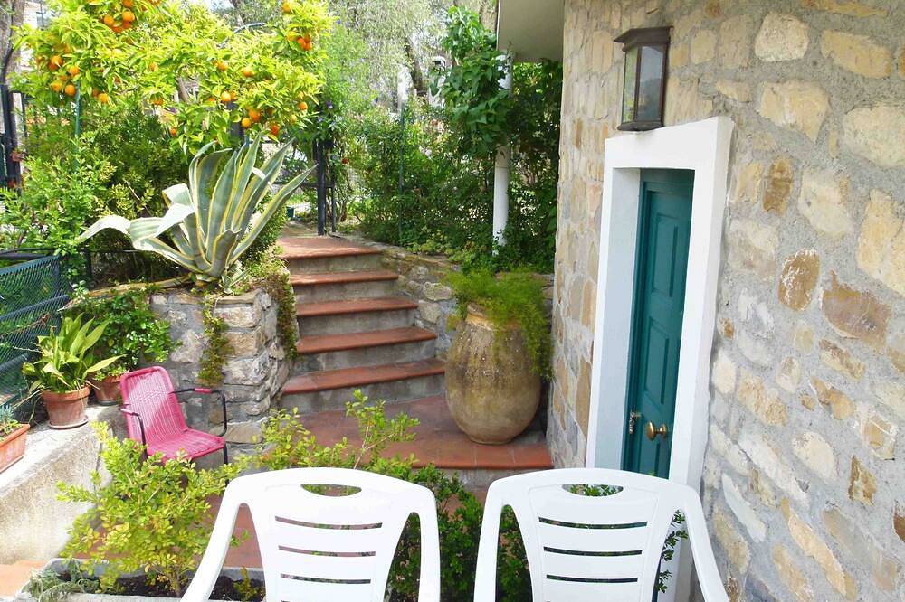 Casa Mimosa - Sonnenplatz - Qualitaet zum Guten Preis an der Blumenriviera in Diano San Pietro, Riviera di Ponente
