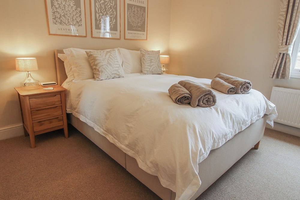 Riverbank, family friendly, with a garden in Shrewsbury in Shrewsbury, Shropshire