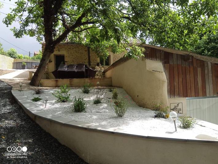 Location de vacances pour 8 personnes, avec jardin et piscine à Montredon-Labessonnié - 3