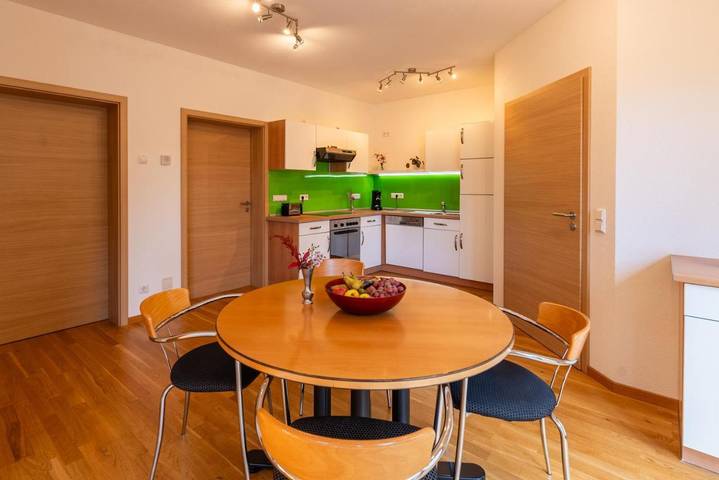 Ferienwohnung für 3 Personen, mit Terrasse und Garten in Wolfegg