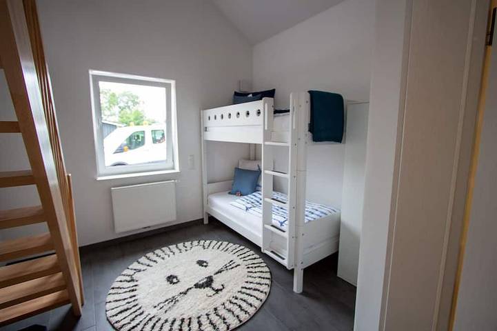 Ferienhaus für 5 Personen, mit Garten und Sauna sowie Terrasse in Jade - 4