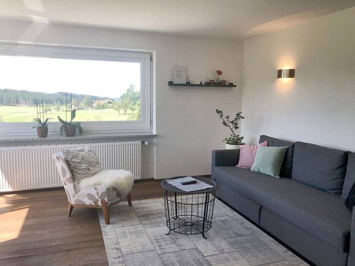 Ganze Wohnung, Ferienwohnung Schottenhof Walser 1 - Alleinlage im Grünen mit Panoramablick in Achberg, Region Bodensee-Oberschwaben