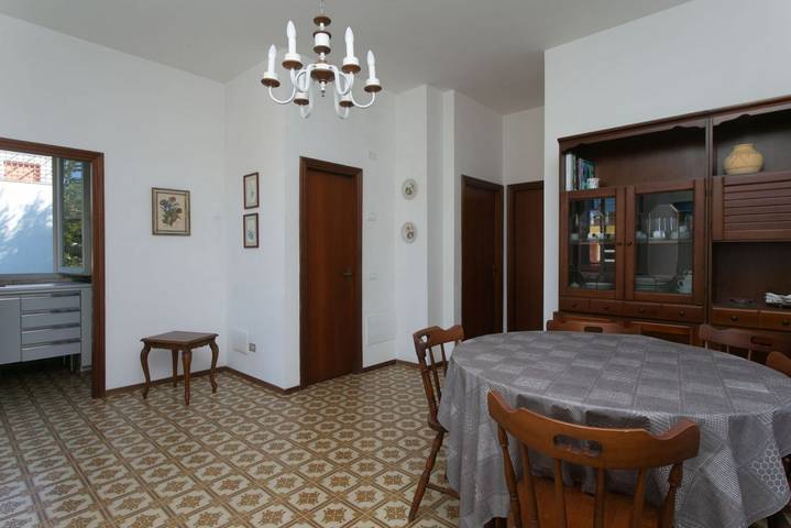 Appartamento intero, M121 - Marcelli, trilocale con terrazzo a 200 metri dal mare in Marcelli, Numana