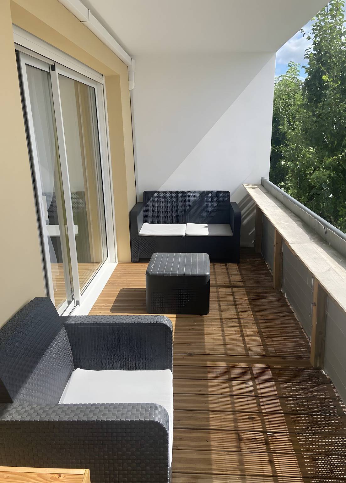 Appartement entier, Appartement 'Les Balcons du Soleil Proche Thermes' avec terrasse privée, Wi-Fi, climatisation in Saint-Paul-lès-Dax, Région de Dax