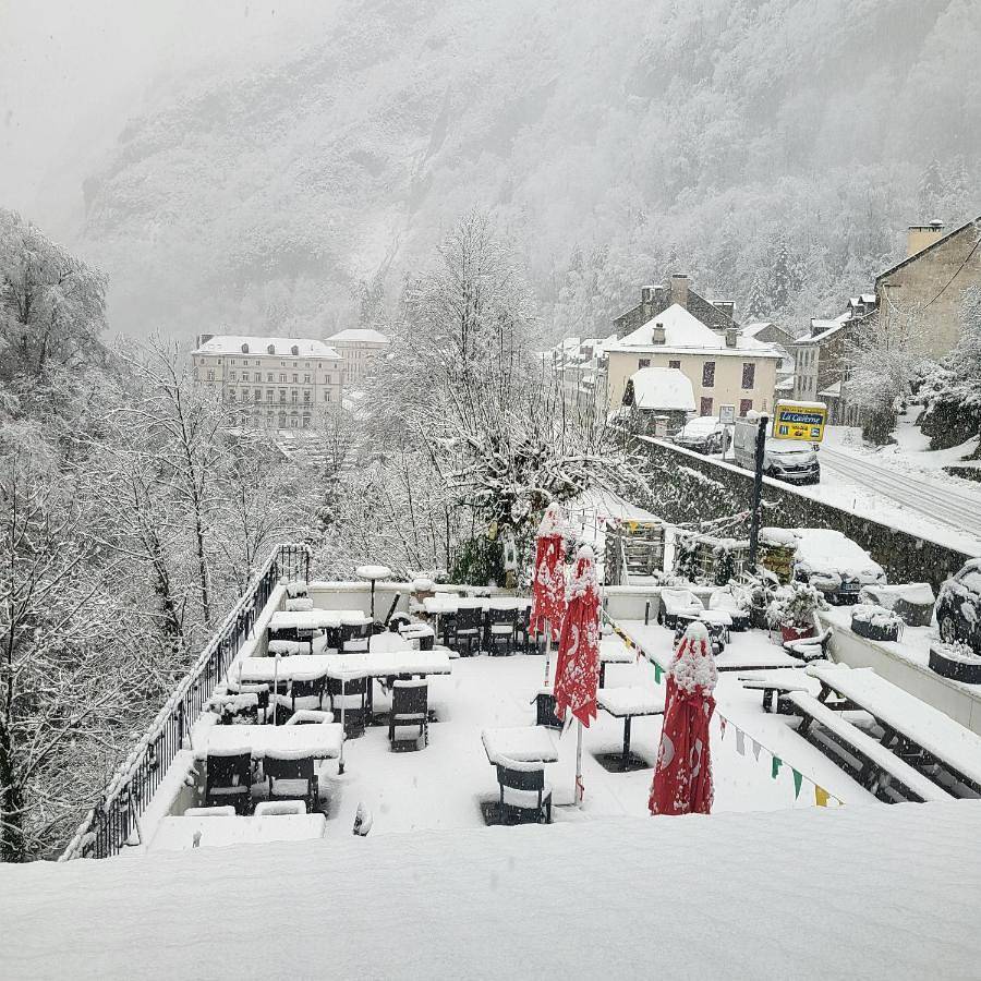 Double Room in Laruns, Béarn