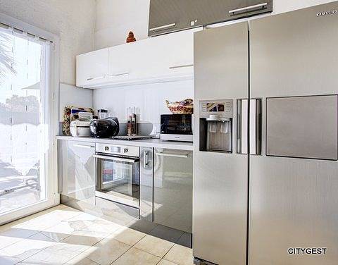 Gîte pour 8 personnes, avec piscine à Sainte-Marie-la-Mer - 4