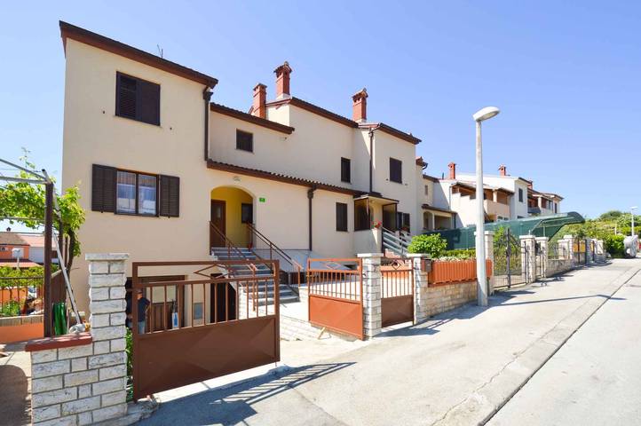 Ferienwohnung für 4 Personen, mit Garten in Pula