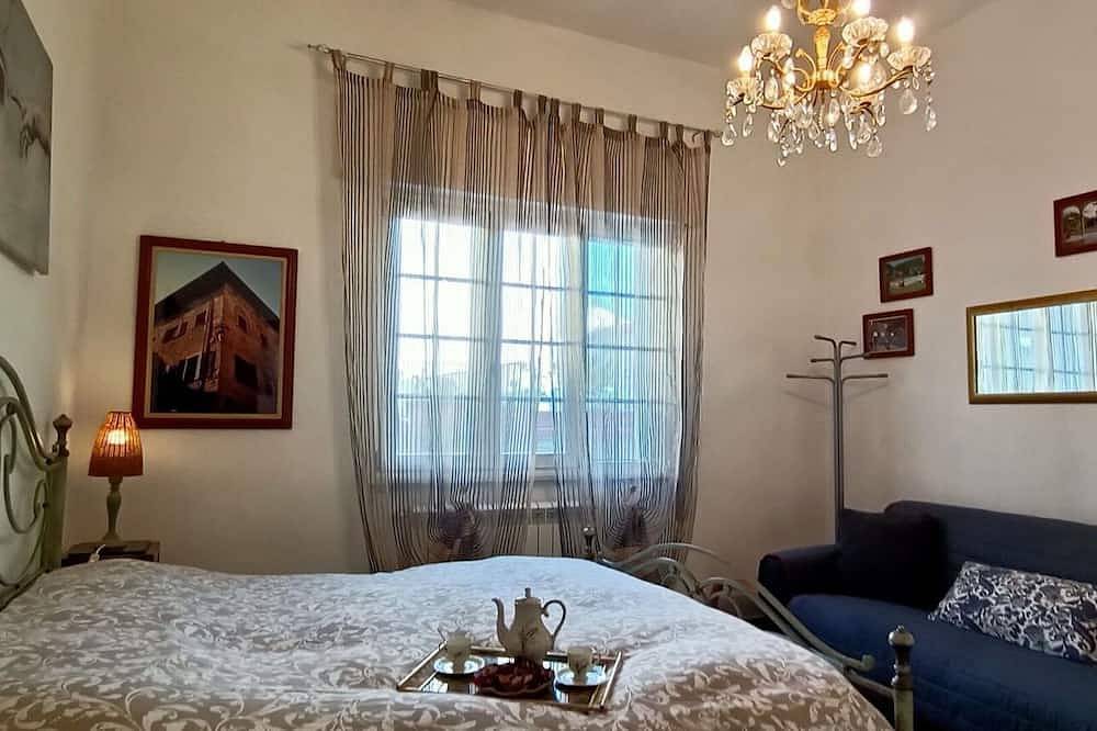 Ganze Wohnung, Wohnung in Torre Del Lago Puccini mit 1 Schlafzimmern 2 Schlafplätzen in Torre del Lago Puccini, Viareggio