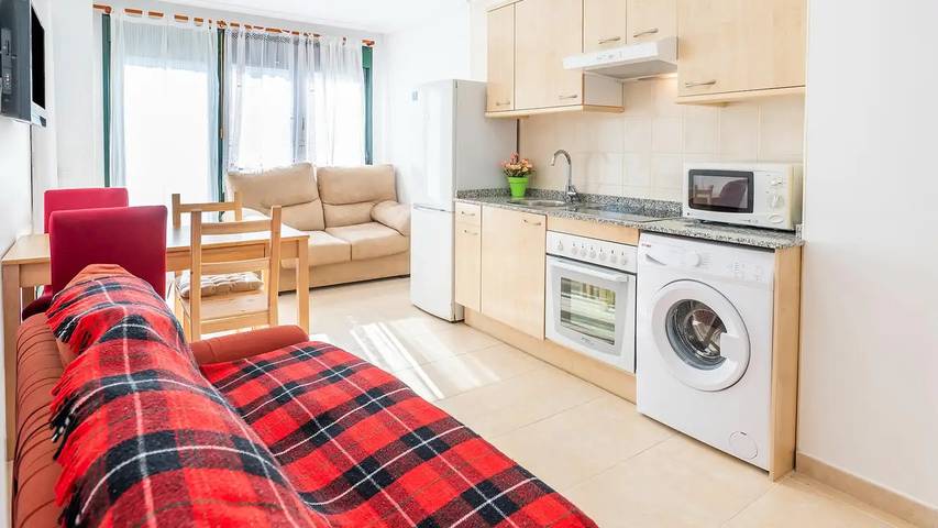 Apartamento para 5 personas, con piscina en Posada de Llanes