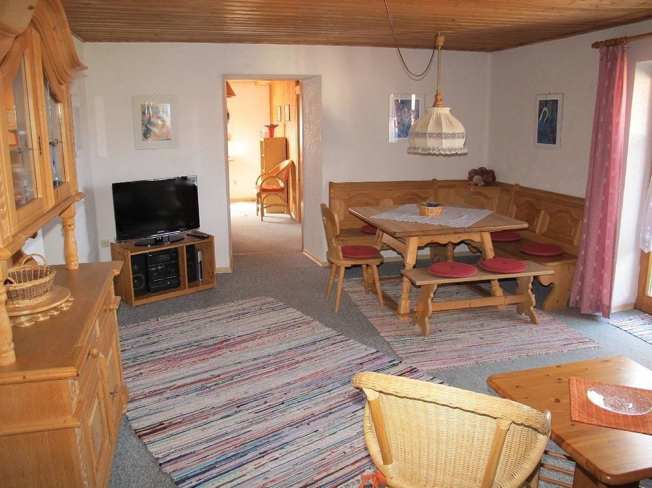 Ganze Ferienwohnung, Haus Haidweg Wohnung 4 - 3,5-Zimmer, ca. 82 qm für 2-6 Personen im 1. Obergeschoss mit großem Balkon in Haidmühle, Ostbayern