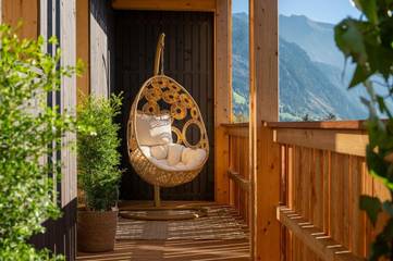 Ferienwohnung für 2 Personen, mit Ausblick und Balkon sowie Sauna in Hainzenberg