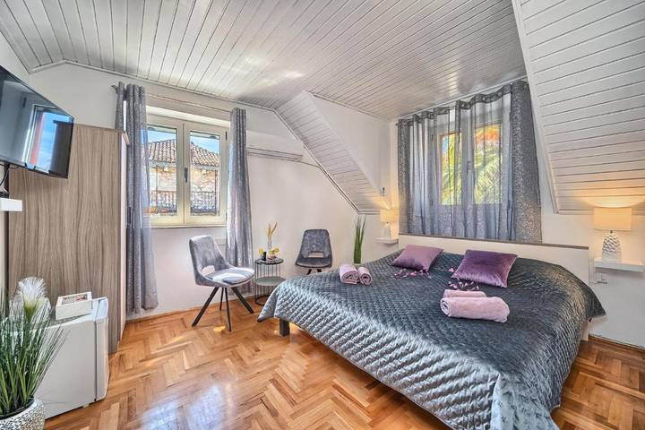 Guesthouse for 2 people, with view - 1