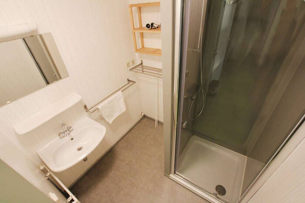 Ganze Wohnung, Apartment für 8 Personen im ersten Stock in Amsterdam-Nord, Holländische Küste