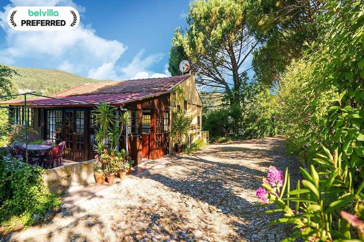 Casa de campo para 10 pessoas, com piscina e terraço, com animais de estimação em Penafiel