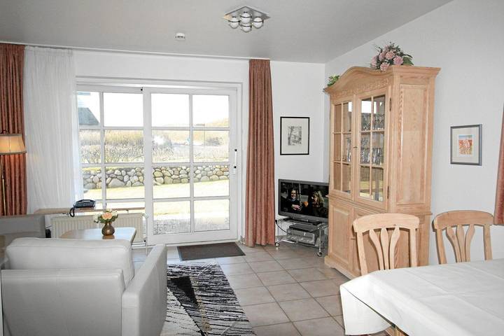 Ganze Wohnung, Liebevoll eingerichtetes Ferienappartement in Top-Lage nahe der Strandpromenade in Nordfriesische Inseln (Schleswig-Holstein) (Schleswig-Holstein), Wenningstedt