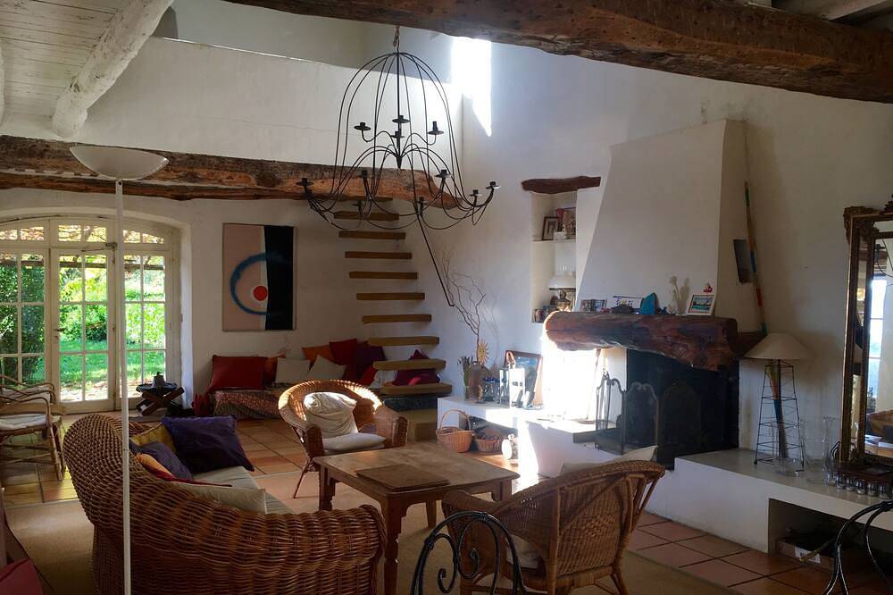 Cévennes, magnificent house, large swimming pool, nature, superb view in Saumane, Parc national des Cévennes