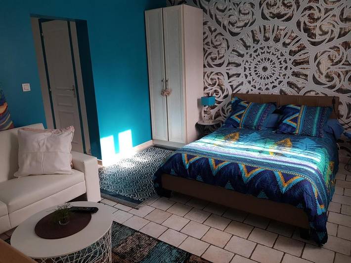 Chambre d’hôte pour 2 personnes, avec vue et jardin