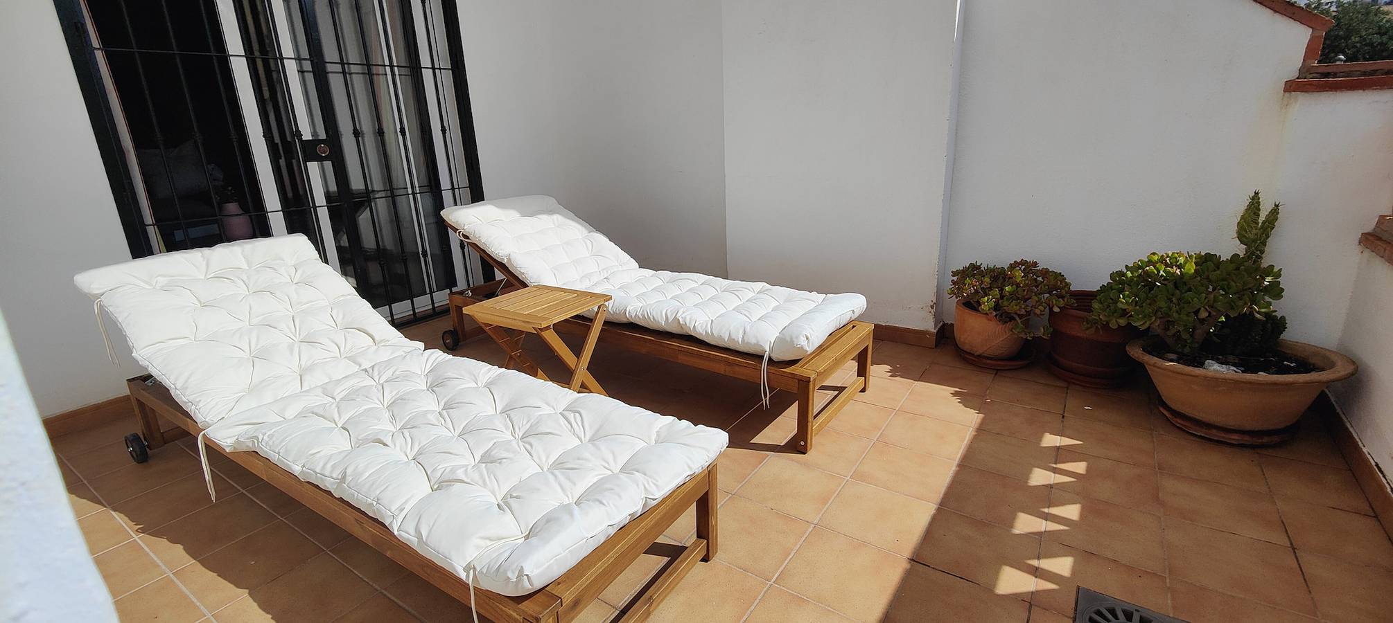 Entire apartment, Pinar Del Mar in Playa de Burriana, Nerja