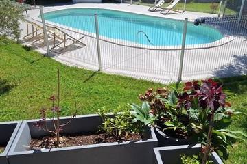 Location de vacances pour 12 personnes, avec jardin à Pujaut