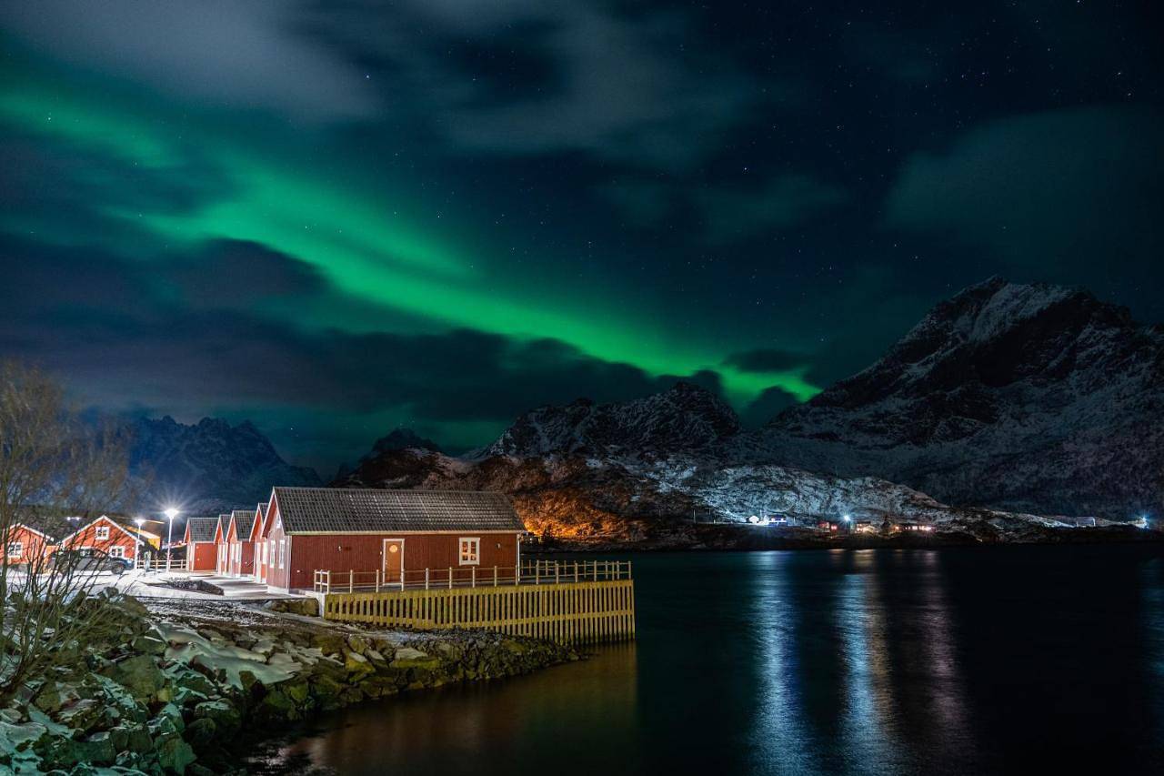 Three-Bedroom Chalet in Flakstad