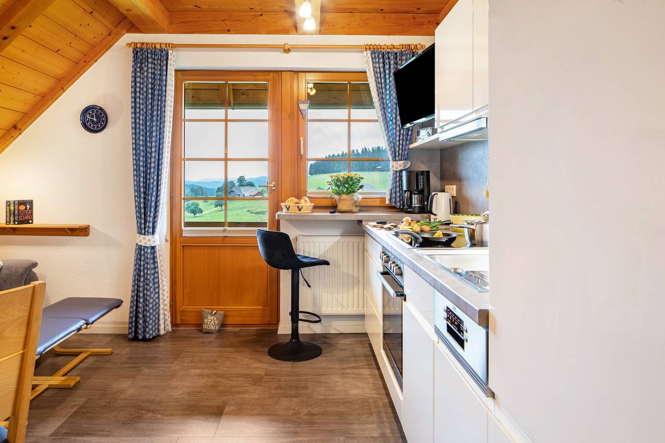 Ganze Wohnung, Ferienwohnung "Weißtanne" mit Bergblick, Gemeinschaftsgarten und Wlan in Breitnau, Südschwarzwald
