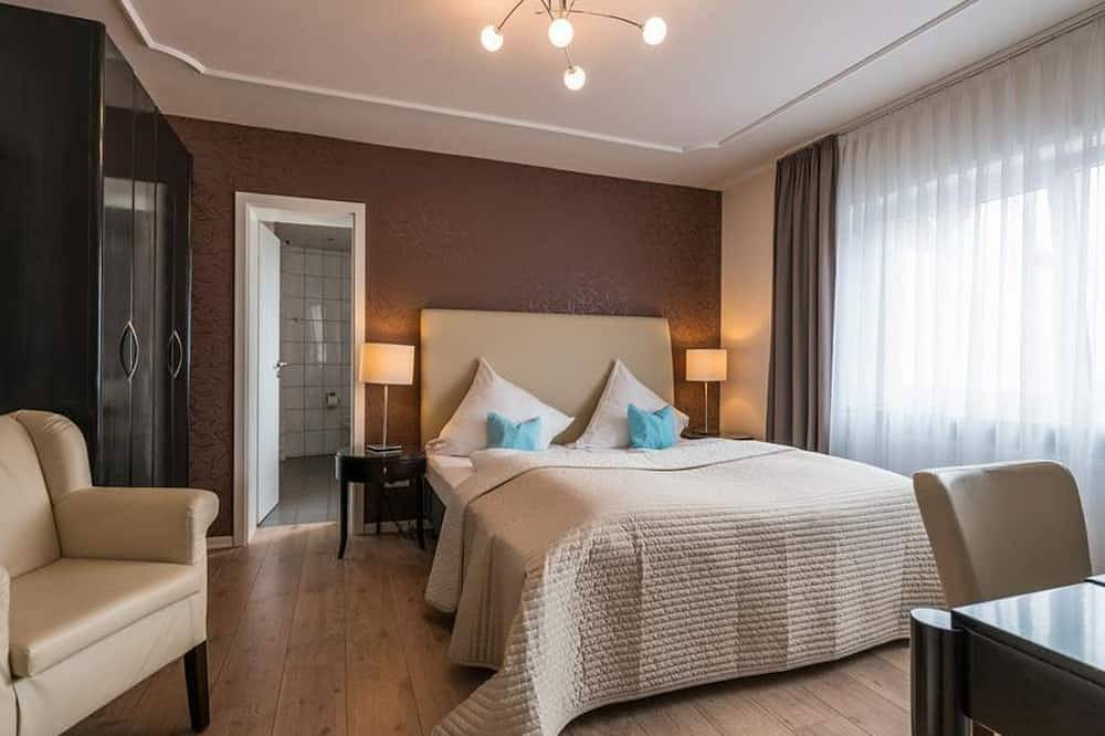 Doppelzimmer, Dusche, Wc, Nichtraucher - Hotel Zum Augarten in Speyer, Rheinebene