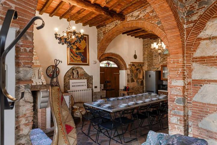Location de vacances pour 19 personnes, avec jardin et vue à Vecchiano - 4