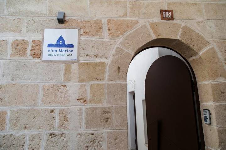 B&b per 6 persone, con panorama e giardino in Laterza