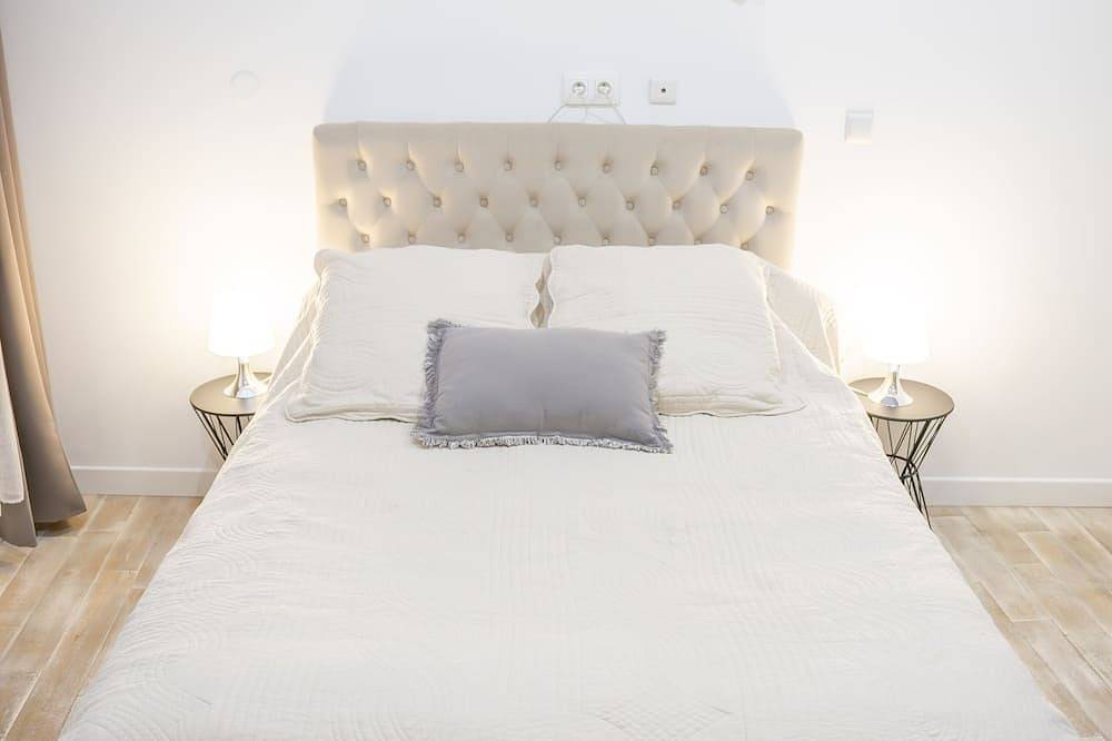 Apartamento entero, Loft Chaleureux en Face du Beffroi - Centre-ville Parkings Gratuits à Proximité in Douai, Norte (Francia)