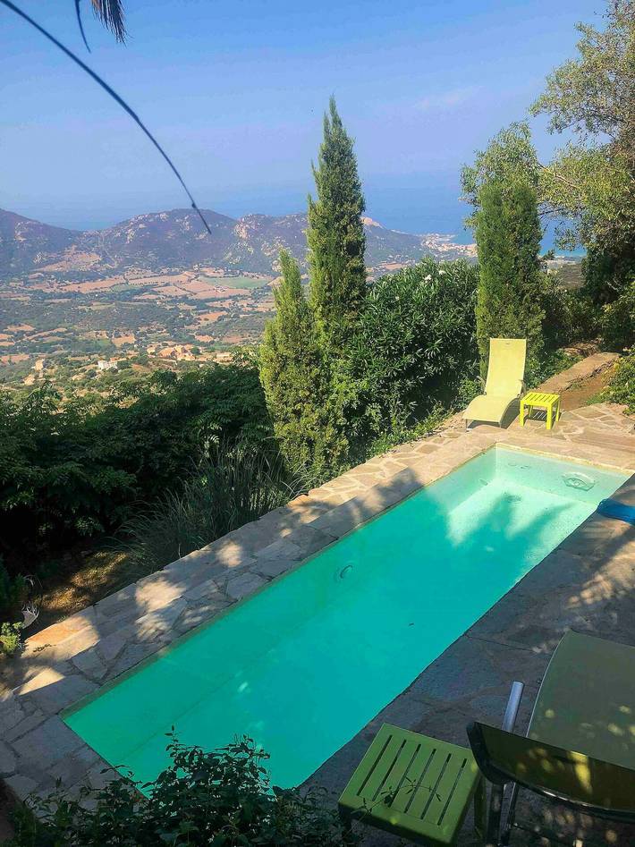 Location de vacances pour 12 personnes, avec Terrasse et Jardin à Sant'Antonino
