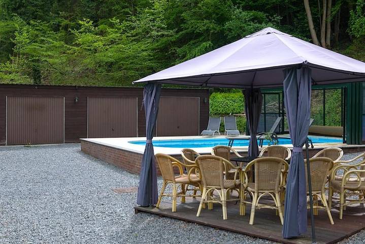 Hôtel pour 6 personnes, avec piscine et jardin, animaux acceptés dans Celles (Houyet) - 3